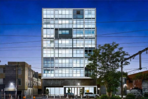 Central Chic Cool Richmond Apt 2BR Sleeps 6